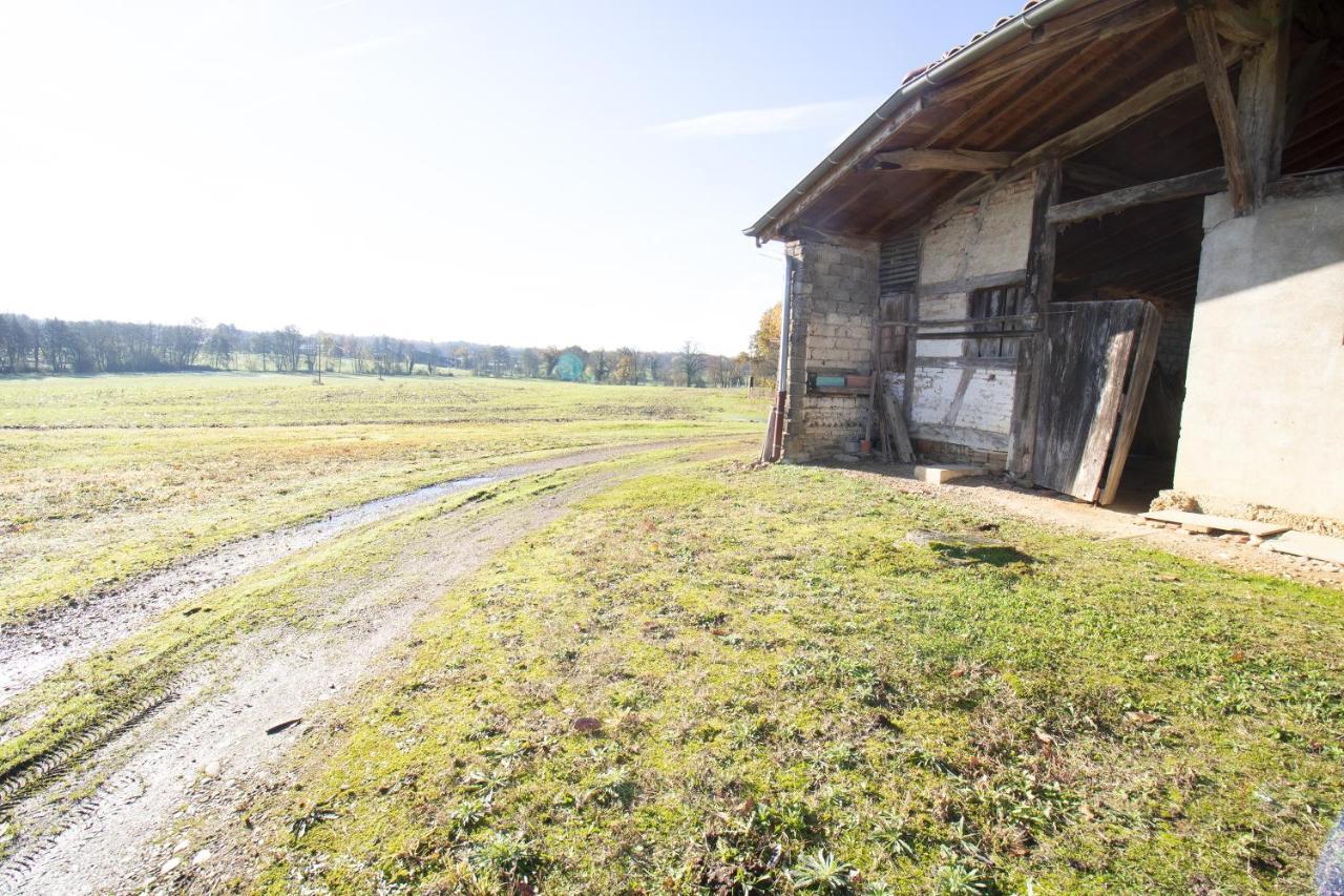 Ferme Bressane - 4 Chambres Saint-Etienne-du-Bois  Экстерьер фото